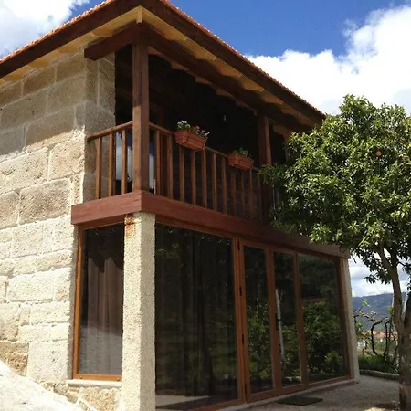 Quinta Casal De Pouca 팜스테이 친파에스