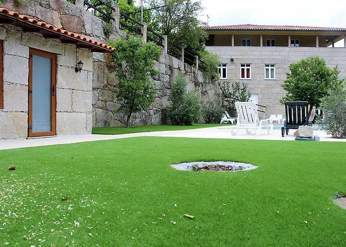 Quinta Casal De Pouca Séjour à la ferme